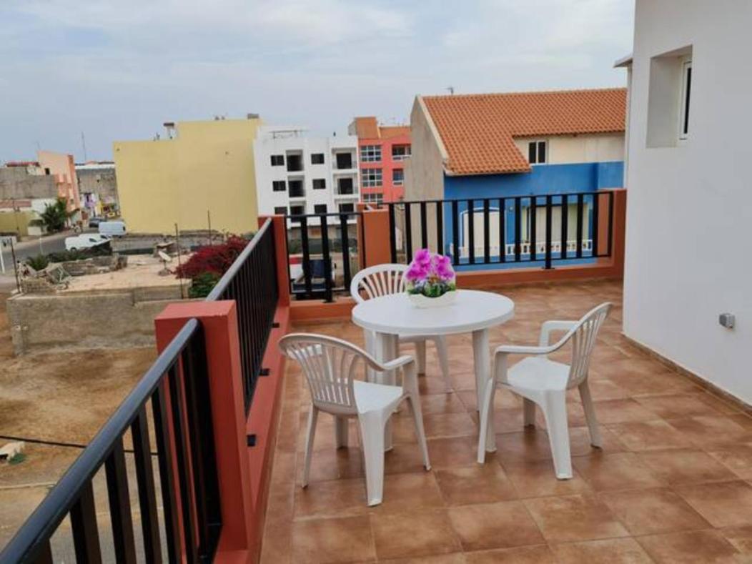Franmay Apartments - 7 Modern Apartments Near The Beach & City, Perfect For Nomads, Travellers, Families, Watersports! Santa Maria Quarto foto